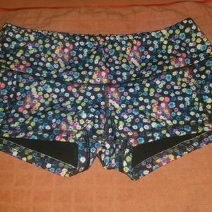 Fleo Shorts